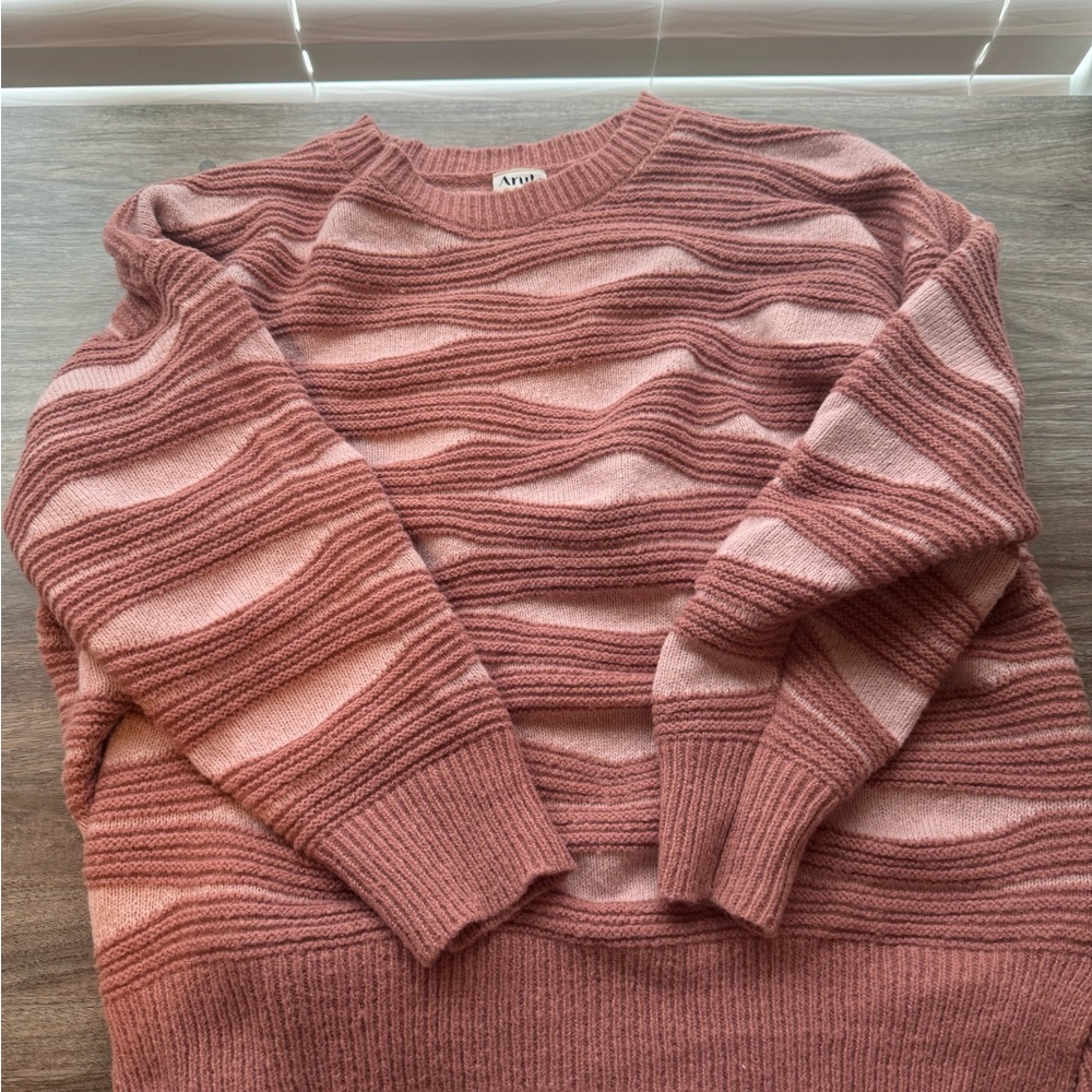 Arula Women's Pink Sweater